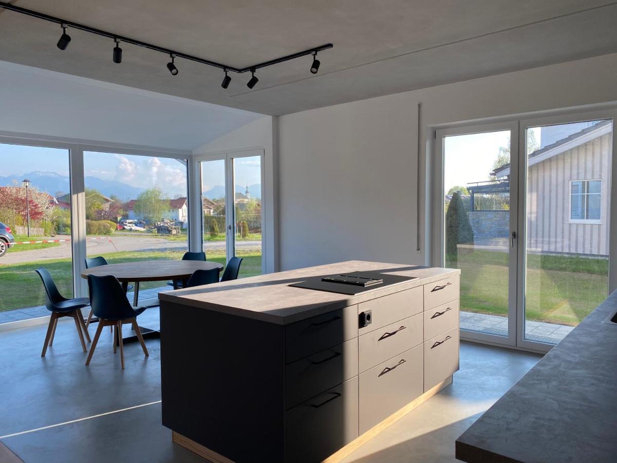 Neubau Gruener Wolpertinger Designwhg 106Qm Barrierefrei Apartment Breitbrunn am Chiemsee Luaran gambar