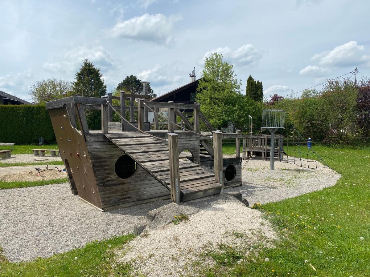 Neubau Gruener Wolpertinger Designwhg 106Qm Barrierefrei Apartment Breitbrunn am Chiemsee Luaran gambar