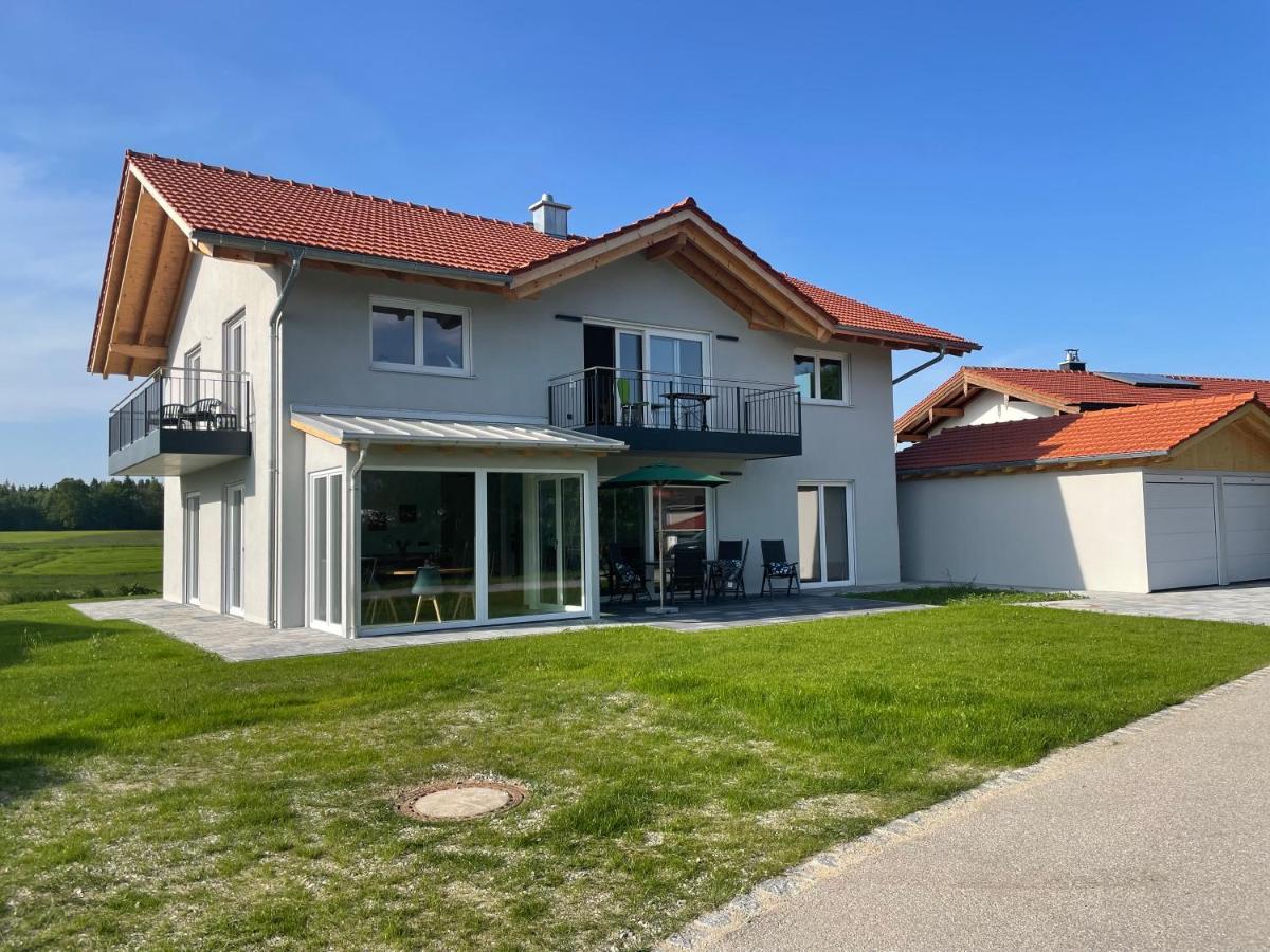 Neubau Gruener Wolpertinger Designwhg 106Qm Barrierefrei Apartment Breitbrunn am Chiemsee Luaran gambar